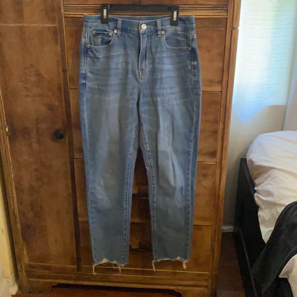 American Eagle Mom Jeans